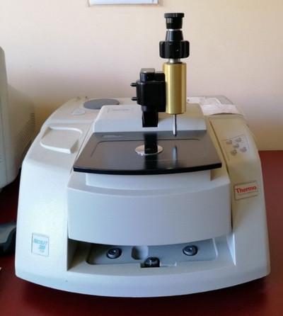 FTIR sa obrtnim dijamantom